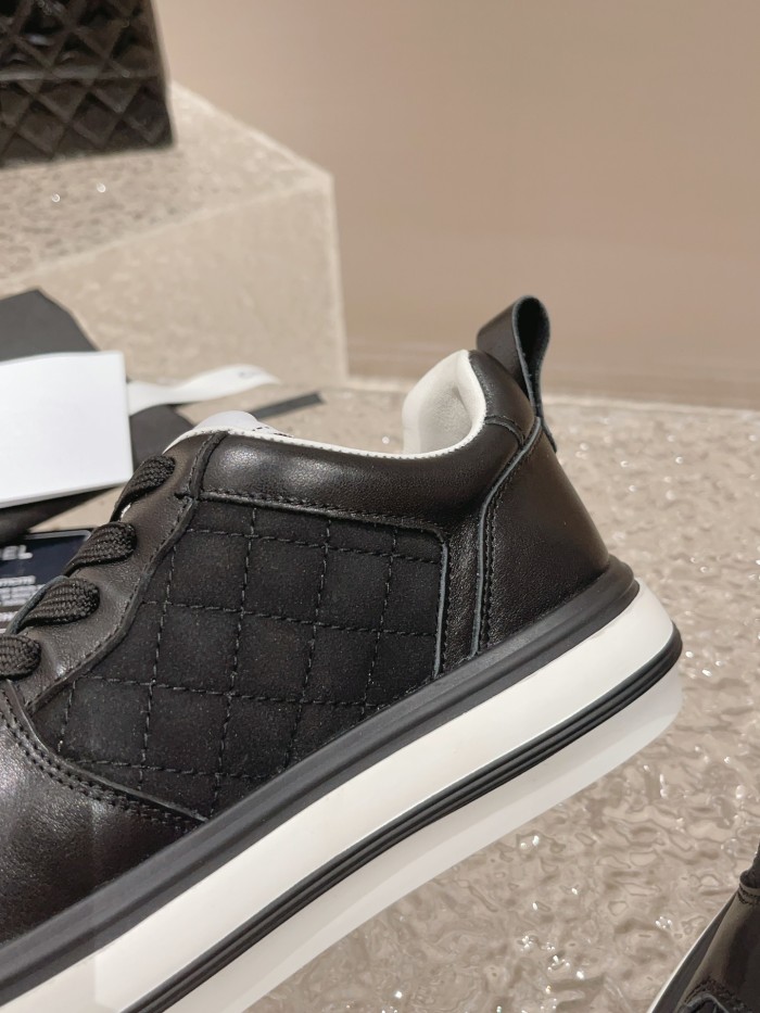 Chanel 018 Casual shoes XM033