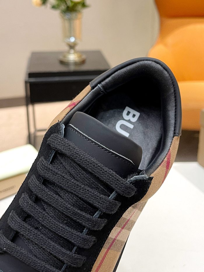 Burberry 002 Casual shoes XM062