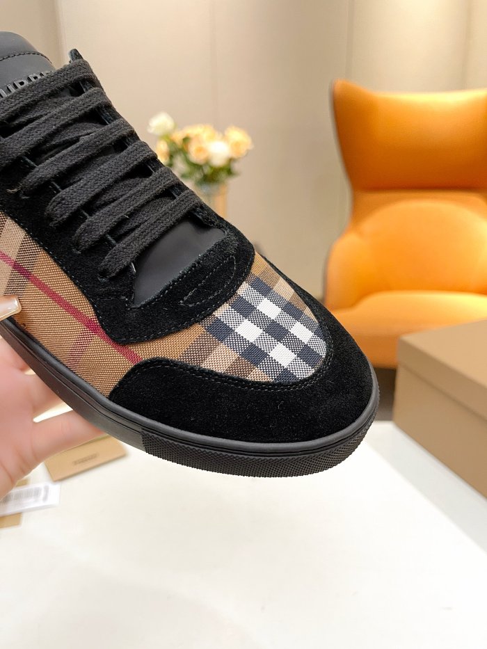 Burberry 002 Casual shoes XM062