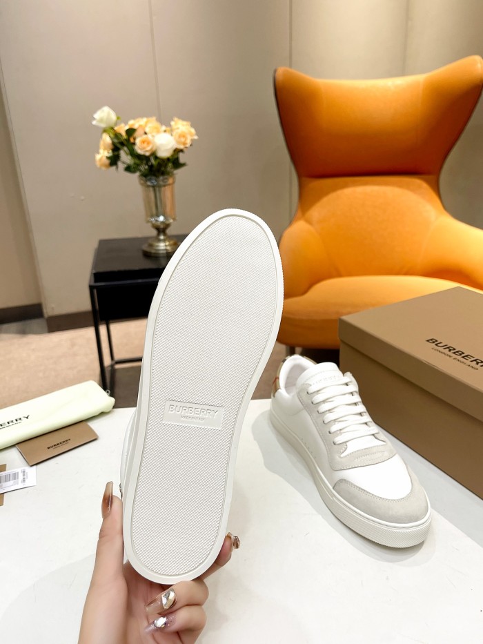 Burberry 002 Casual shoes XM062