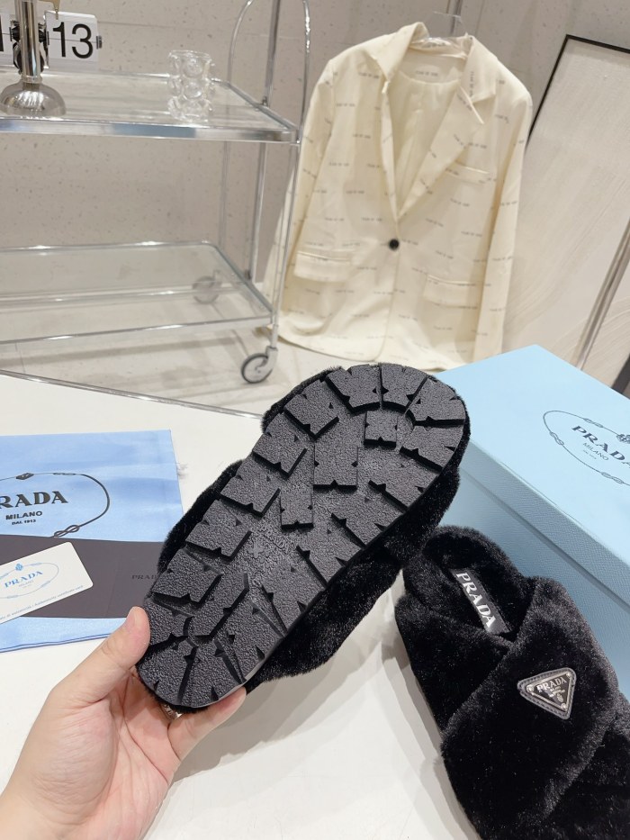 Prada shoes 056 XM072