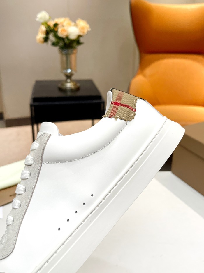 Burberry 002 Casual shoes XM062