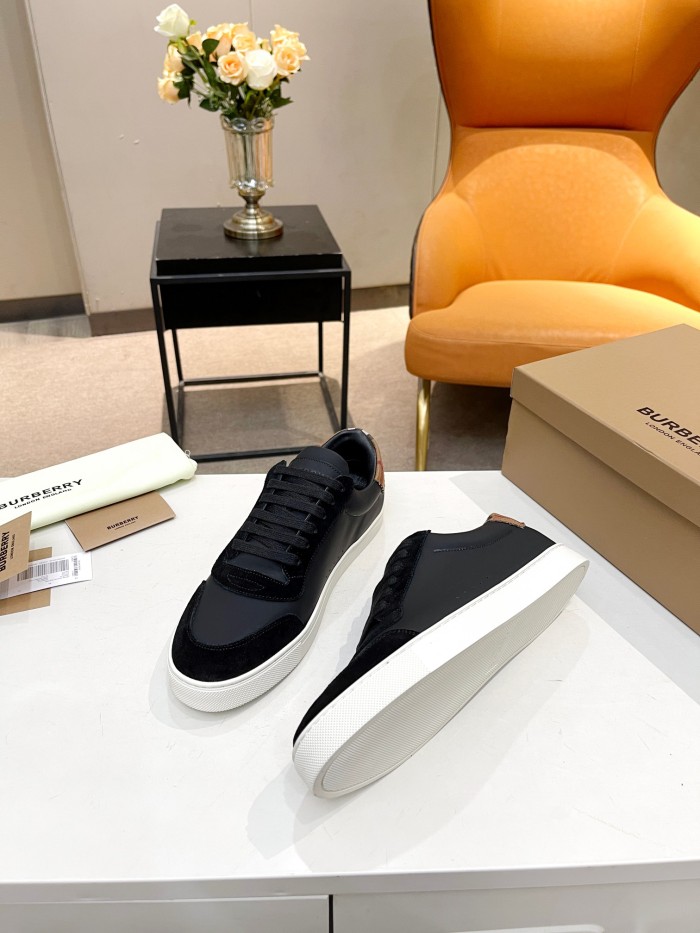 Burberry 002 Casual shoes XM062
