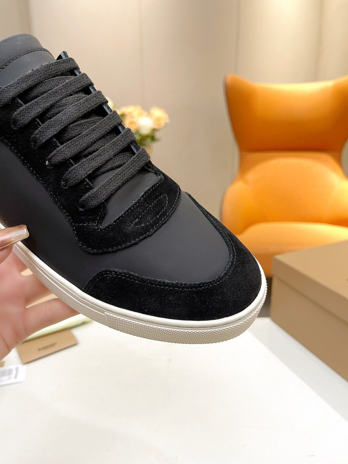 Burberry 002 Casual shoes XM062