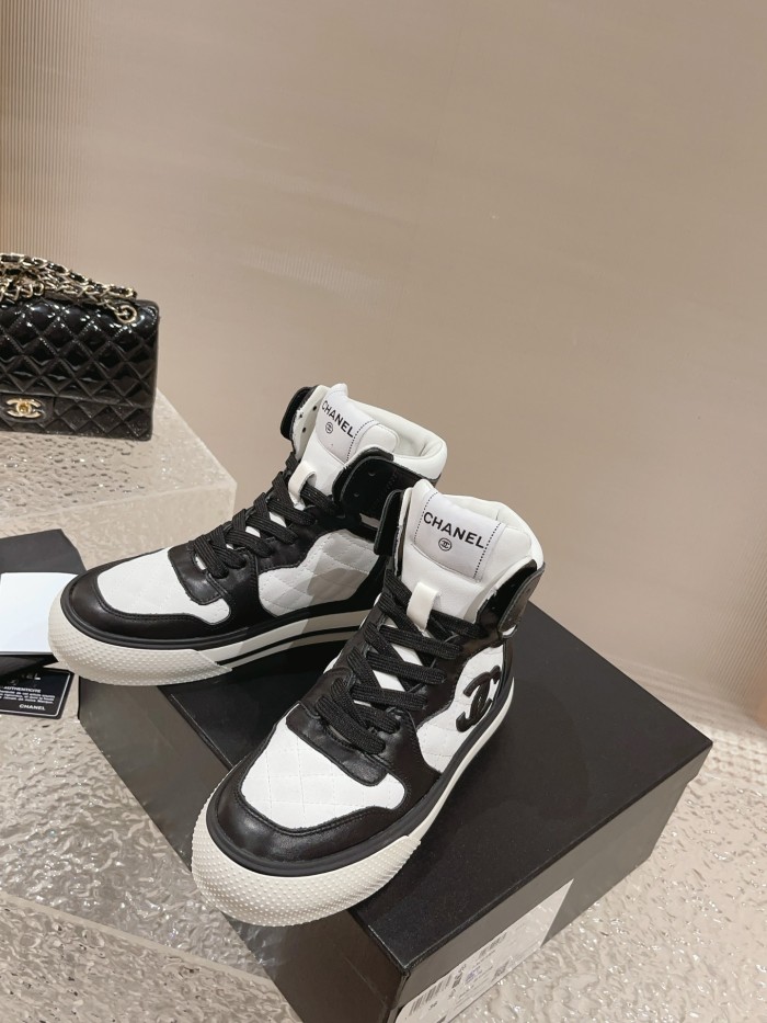 Chanel 017 Casual shoes XM073