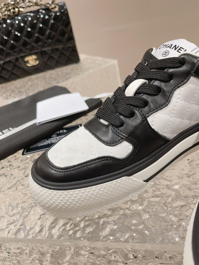 Chanel 018 Casual shoes XM033