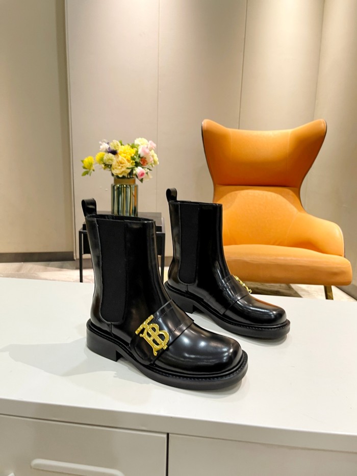 Burberry 001 boots XM093