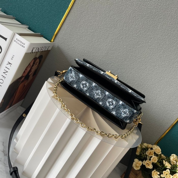 LV POCHETTE MÉTIS EAST WEST BAG M46279 LM031 21.5cm