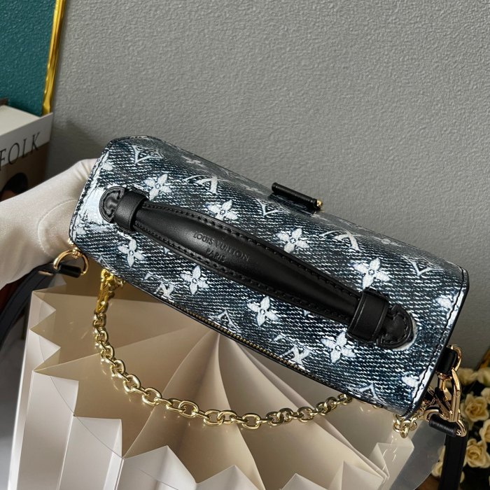 LV POCHETTE MÉTIS EAST WEST BAG M46279 LM031 21.5cm