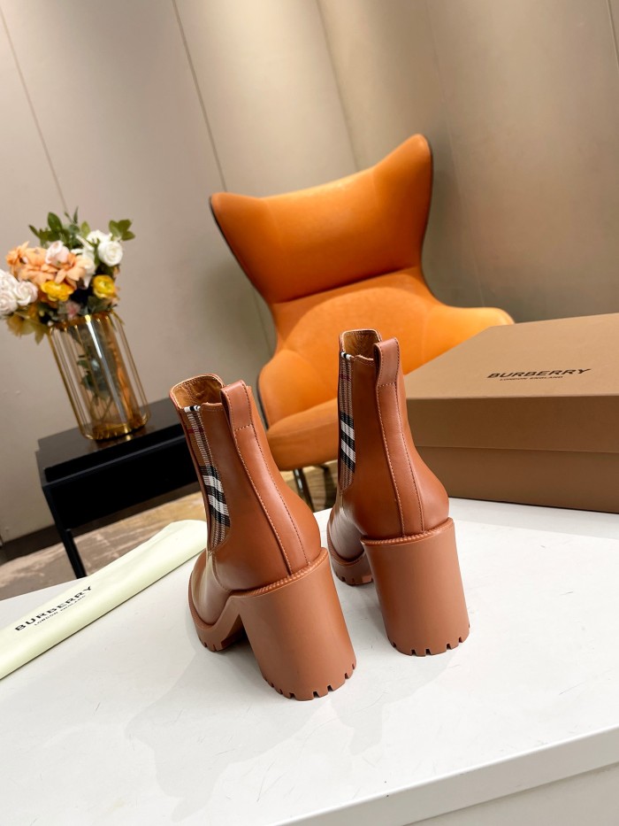 Burberry 003 boots XM023