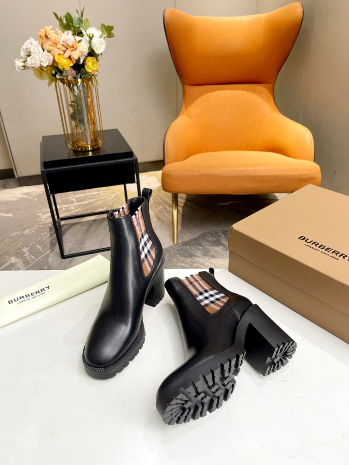 Burberry 003 boots XM023