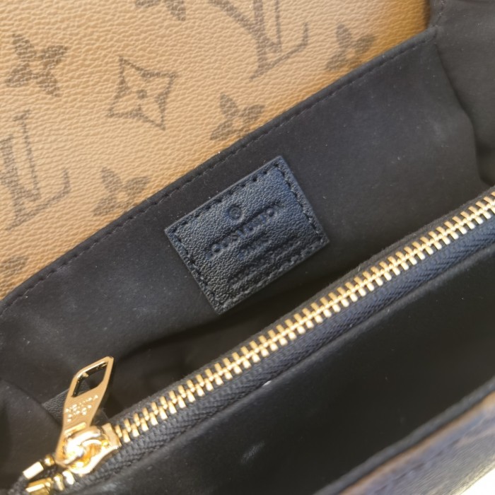 LV POCHETTE MÉTIS EAST WEST BAG M46279 LM031 21.5cm