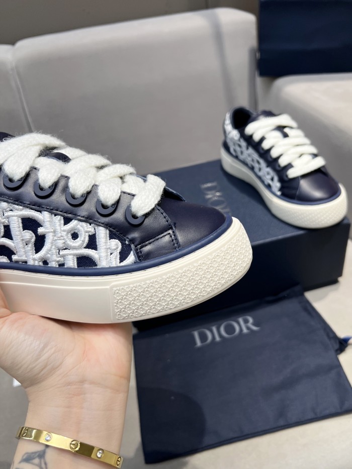 Dior 010 Casual shoes XM023