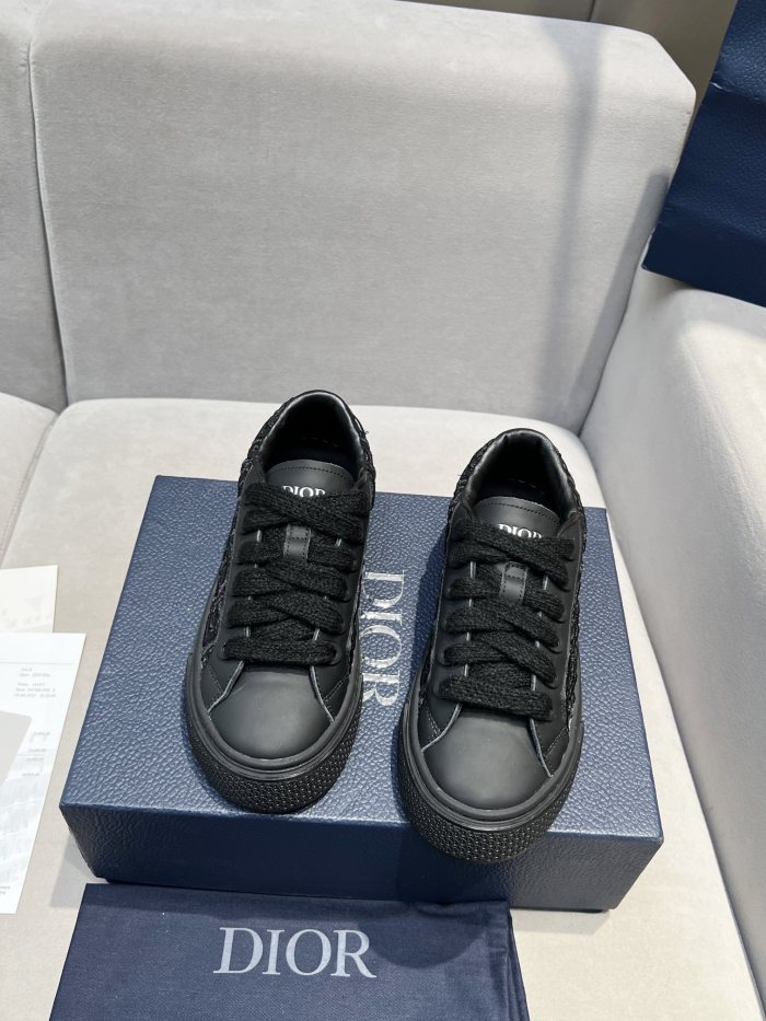 Dior 010 Casual shoes XM023