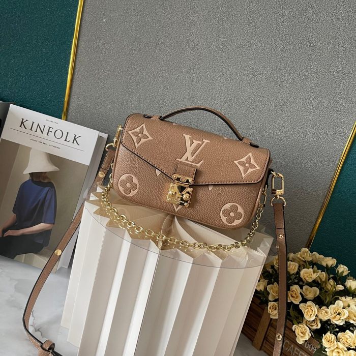 LV POCHETTE MÉTIS EAST WEST BAG M46279 LM031 21.5cm