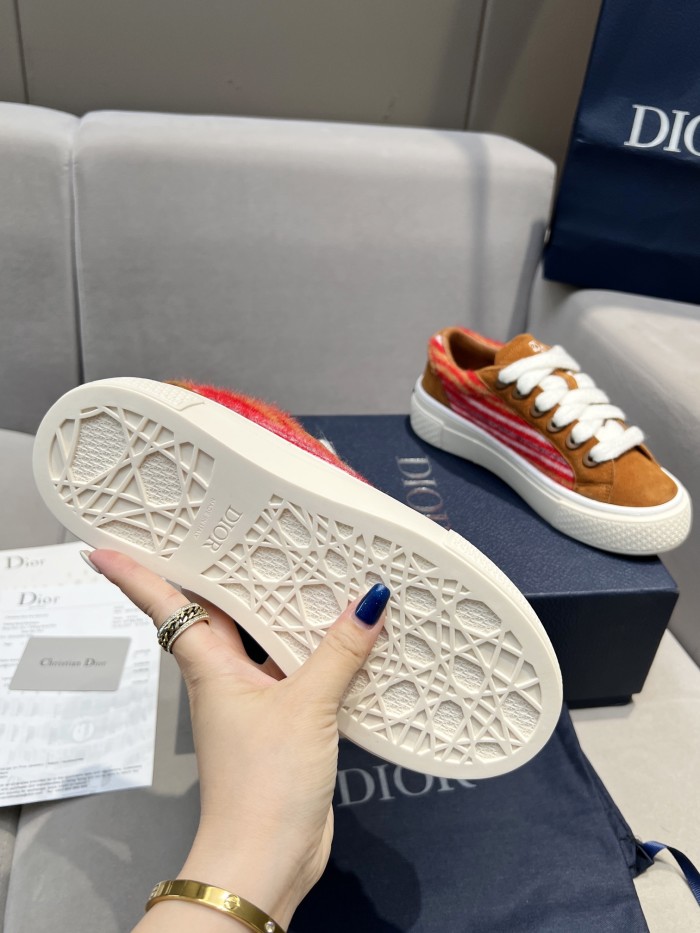 Dior 012 Casual shoes XM023