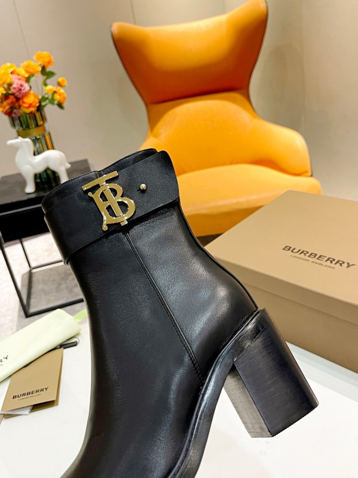 Burberry 005 boots XM033