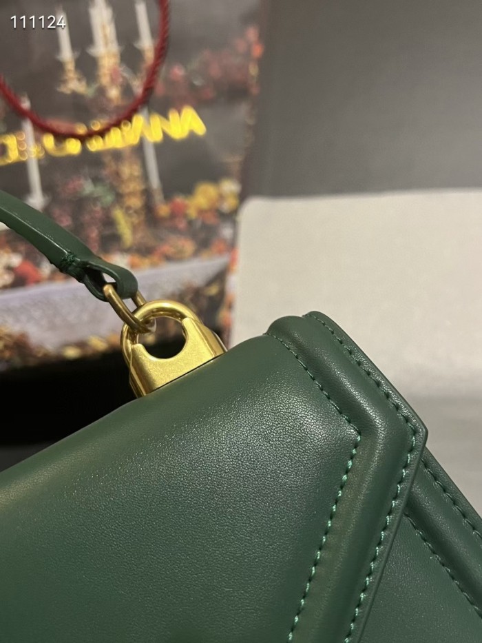 Dolce & Gabbana 005 LM032 23cm