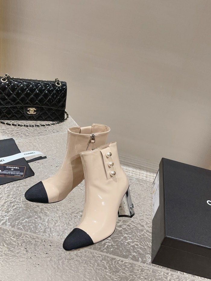 Chanel 011 boots XM083