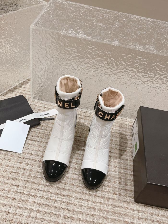 Chanel 018 boots XM083
