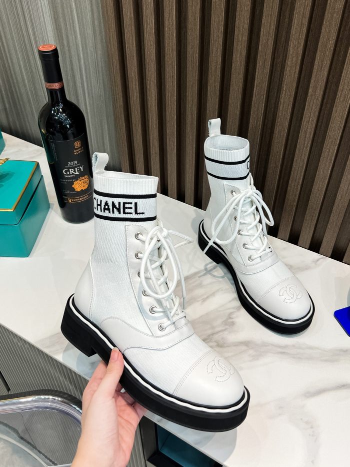 Chanel 020 boots XM092