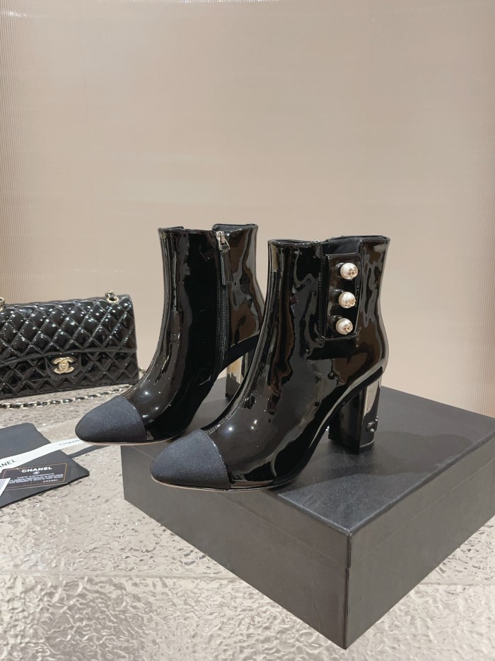 Chanel 011 boots XM083