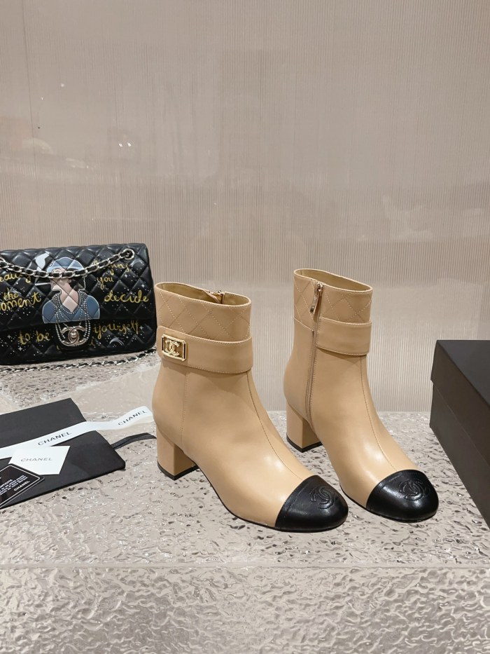 Chanel 016 boots XM083