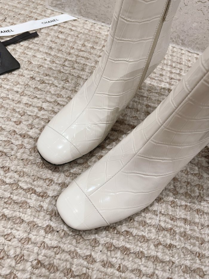 Chanel 010 boots XM083
