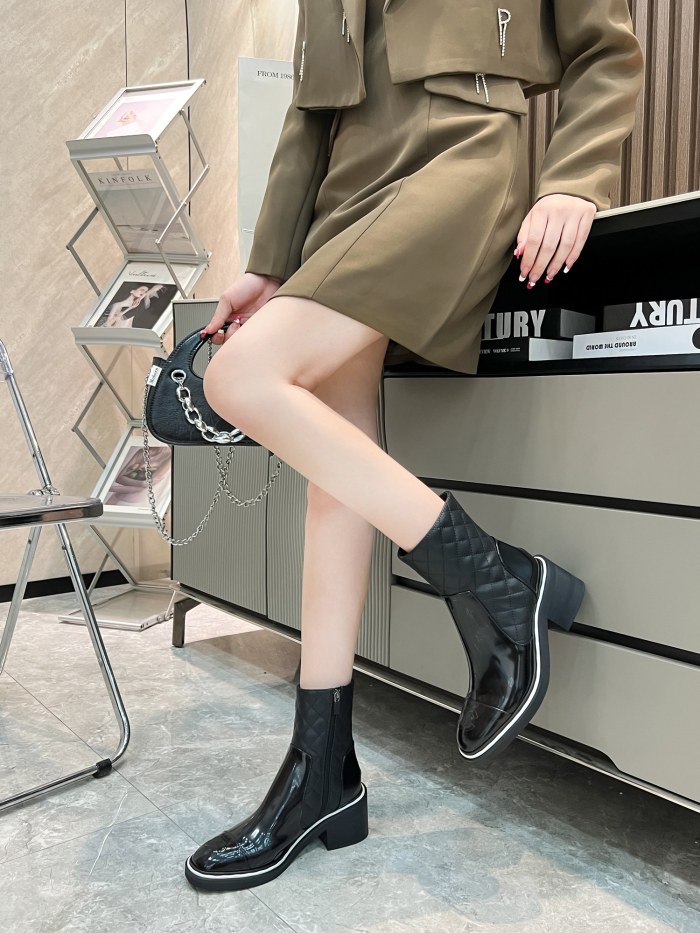 Chanel 019 boots XM003004