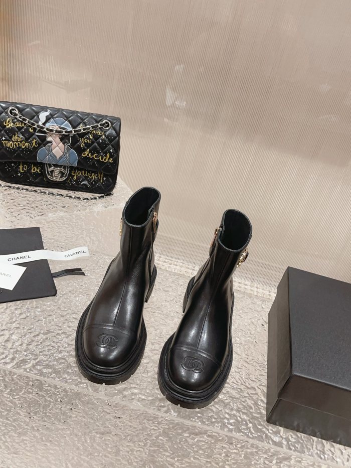 Chanel 014 boots XM073