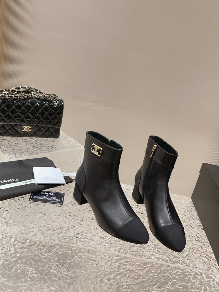 Chanel 017 boots XM083