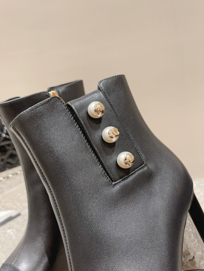 Chanel 011 boots XM083