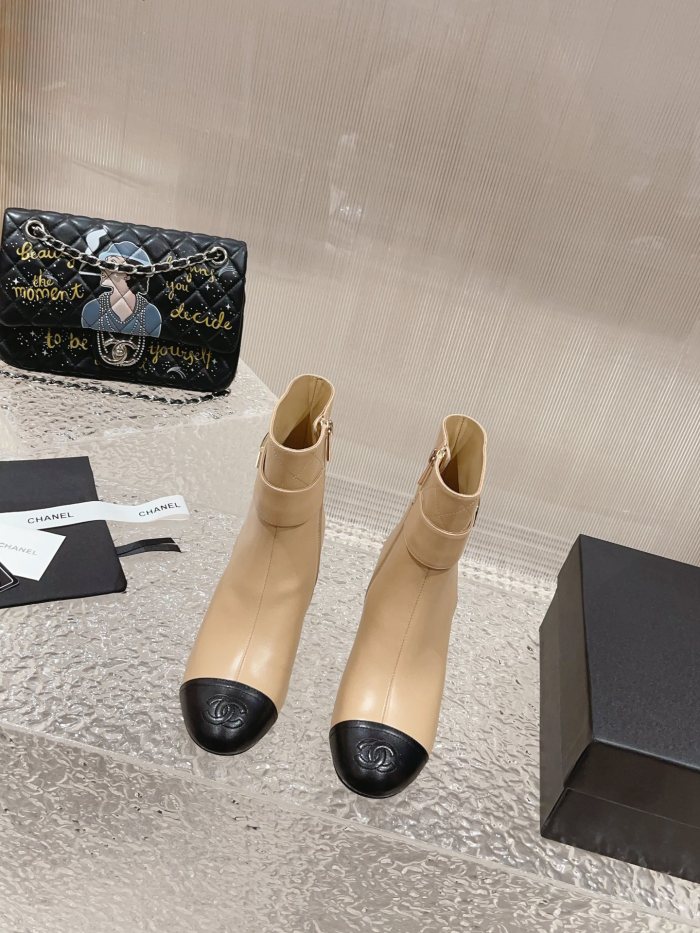 Chanel 016 boots XM083