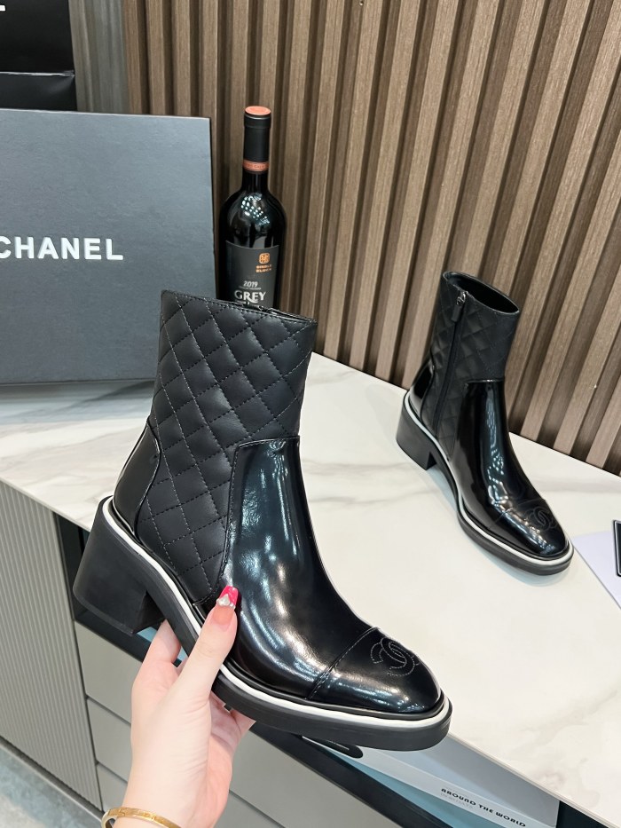 Chanel 019 boots XM003004