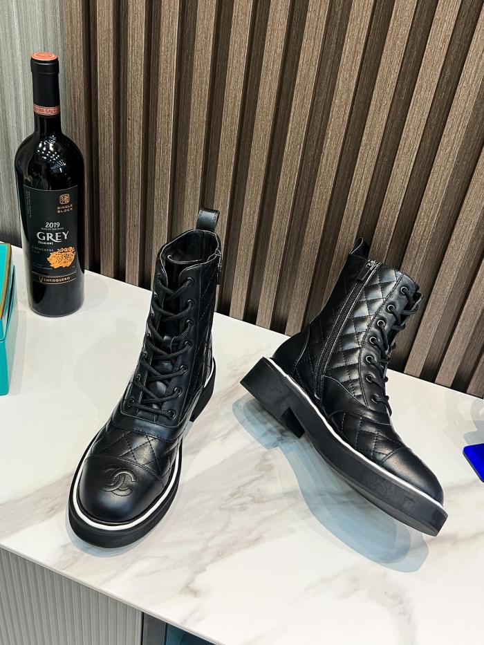 Chanel 021 boots XM023