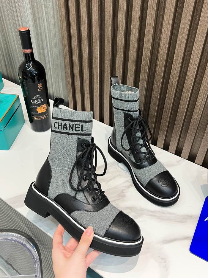 Chanel 020 boots XM092