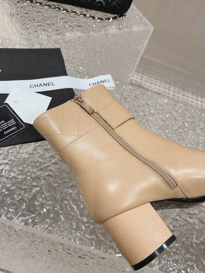 Chanel 016 boots XM083