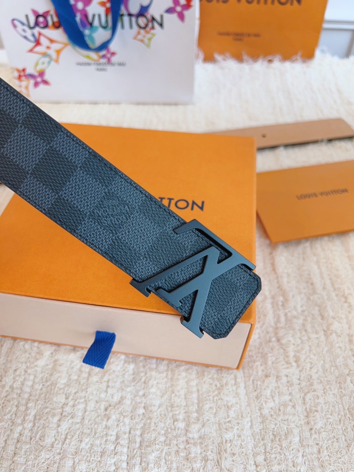 LV Belt 014 22PJ081 4cm