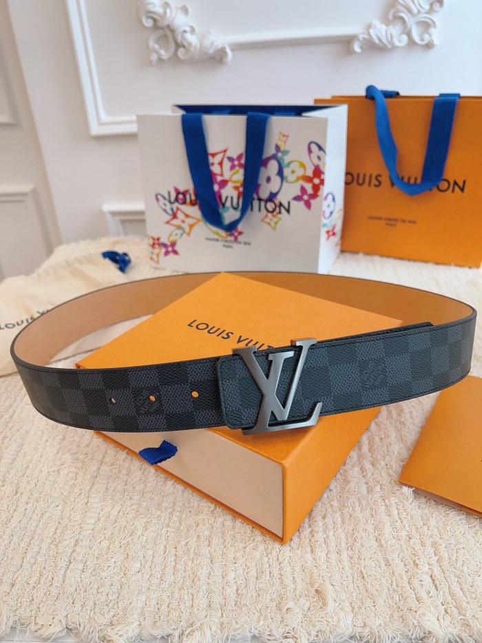 LV Belt 014 22PJ081 4cm