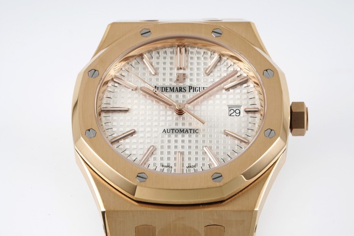 Audemars Piguet ROYAL OAK 15400 41mm