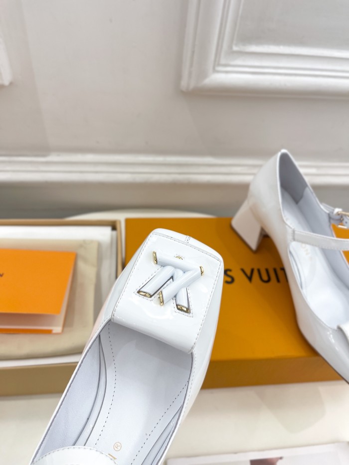 LV shoes 016 XM043