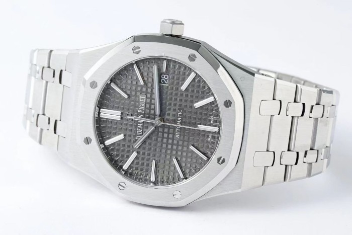 Audemars Piguet ROYAL OAK 15400 41mm