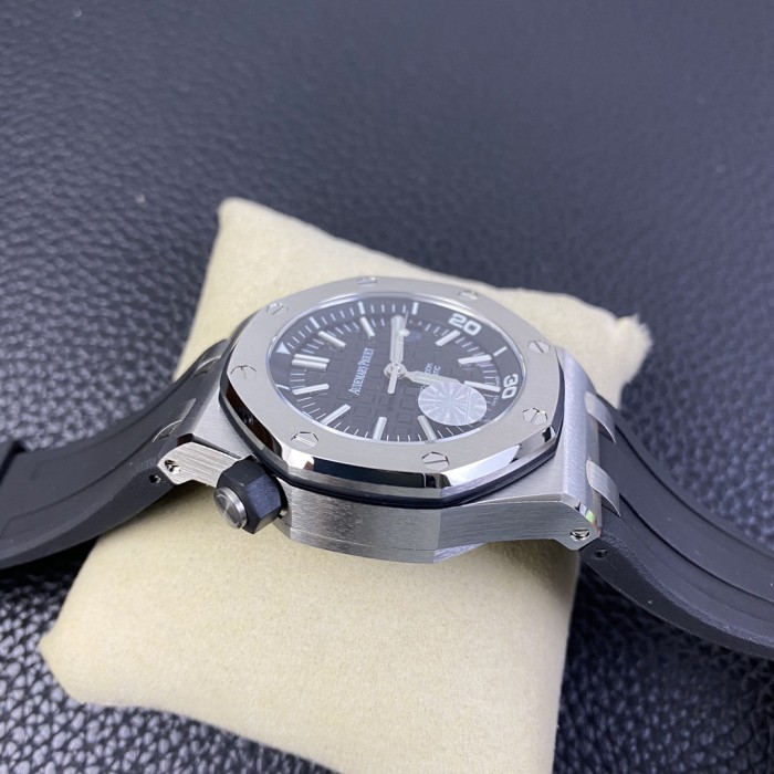 Audemars Piguet ROYAL OAK OFFSHORE 15703 42mm