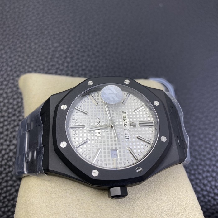 Audemars Piguet ROYAL OAK 15400 41mm