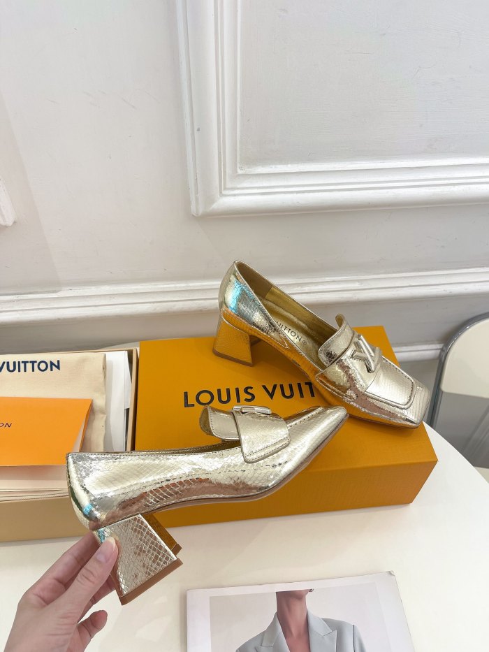 LV shoes 015 XM043