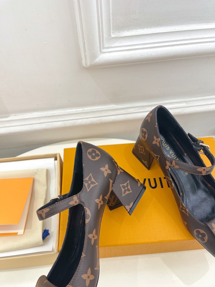LV shoes 016 XM043