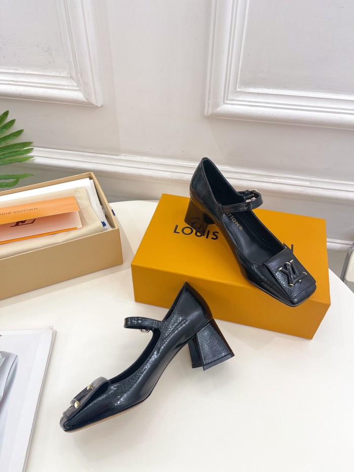 LV shoes 016 XM043