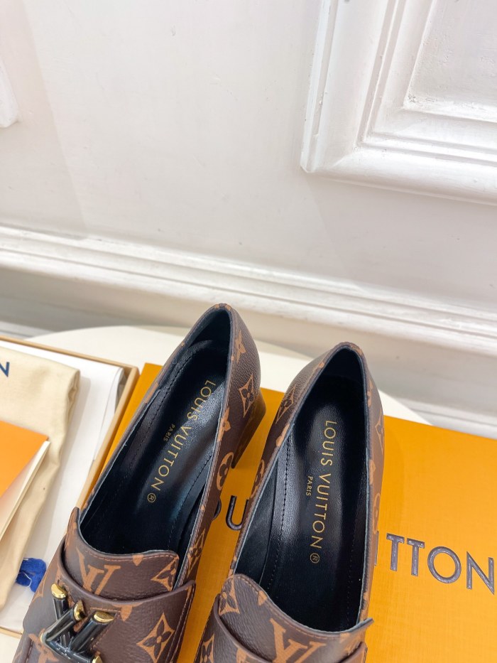 LV shoes 015 XM043