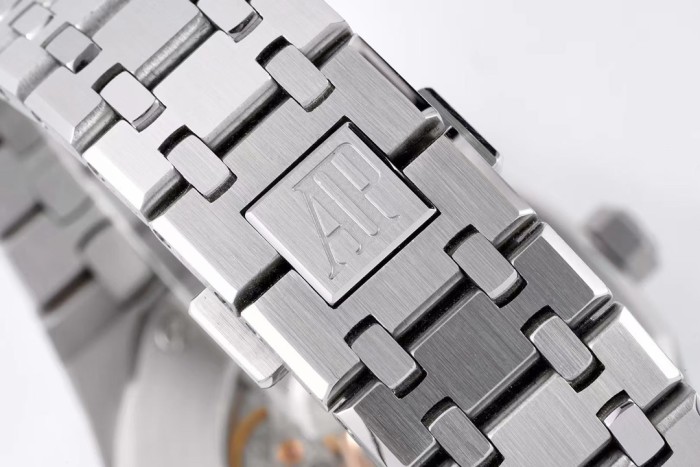 Audemars Piguet ROYAL OAK 15400 41mm
