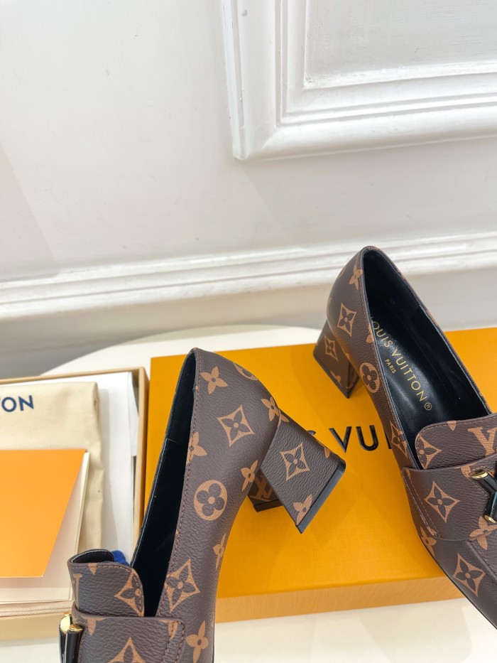 LV shoes 015 XM043